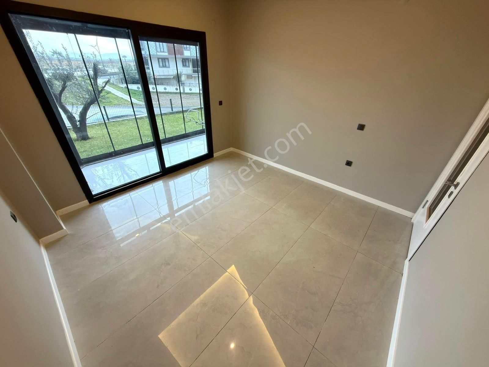 🏡 Referans'tan Altınkum'da Müstakil Bahçeli Ön Cephe 2+1 Daire - Görsel 2