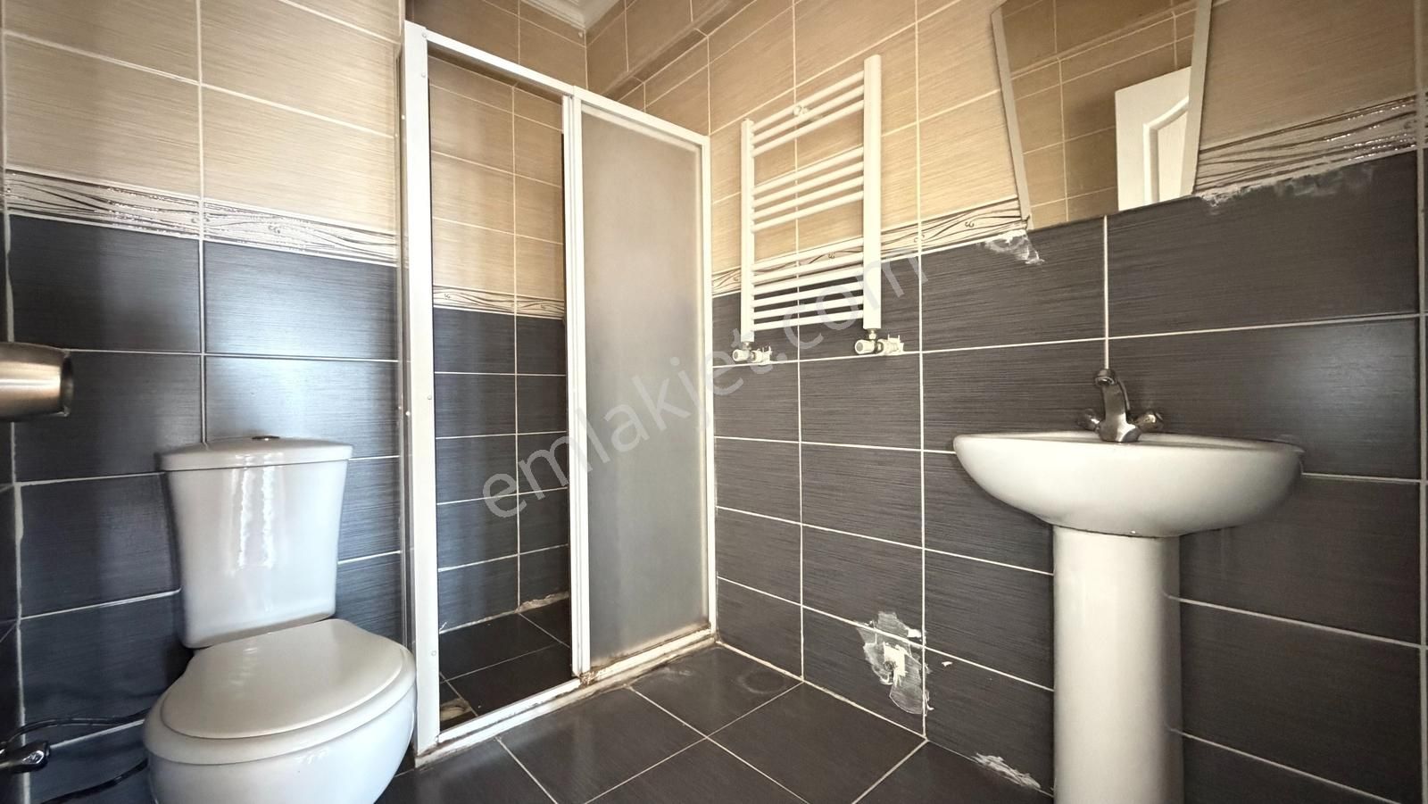 İlka'dan Tümleç Sk Geniş 3+1 Kiralık Daire Metrobüse 5 Dk - Görsel 18