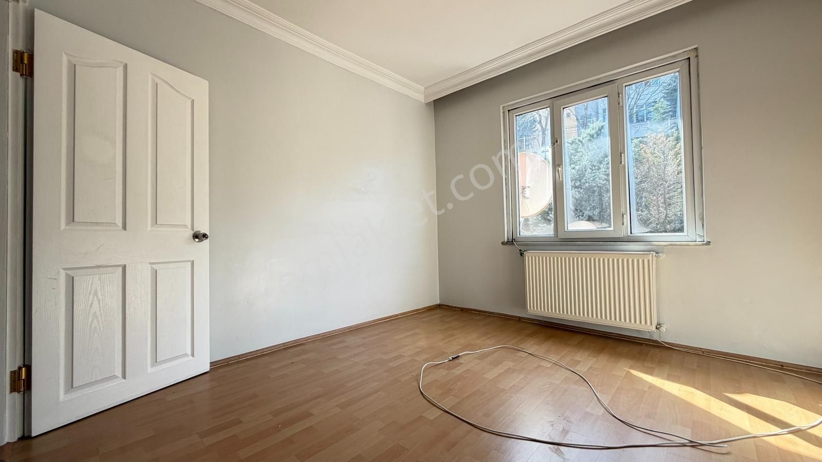 İlka'dan Tümleç Sk Geniş 3+1 Kiralık Daire Metrobüse 5 Dk - Görsel 7