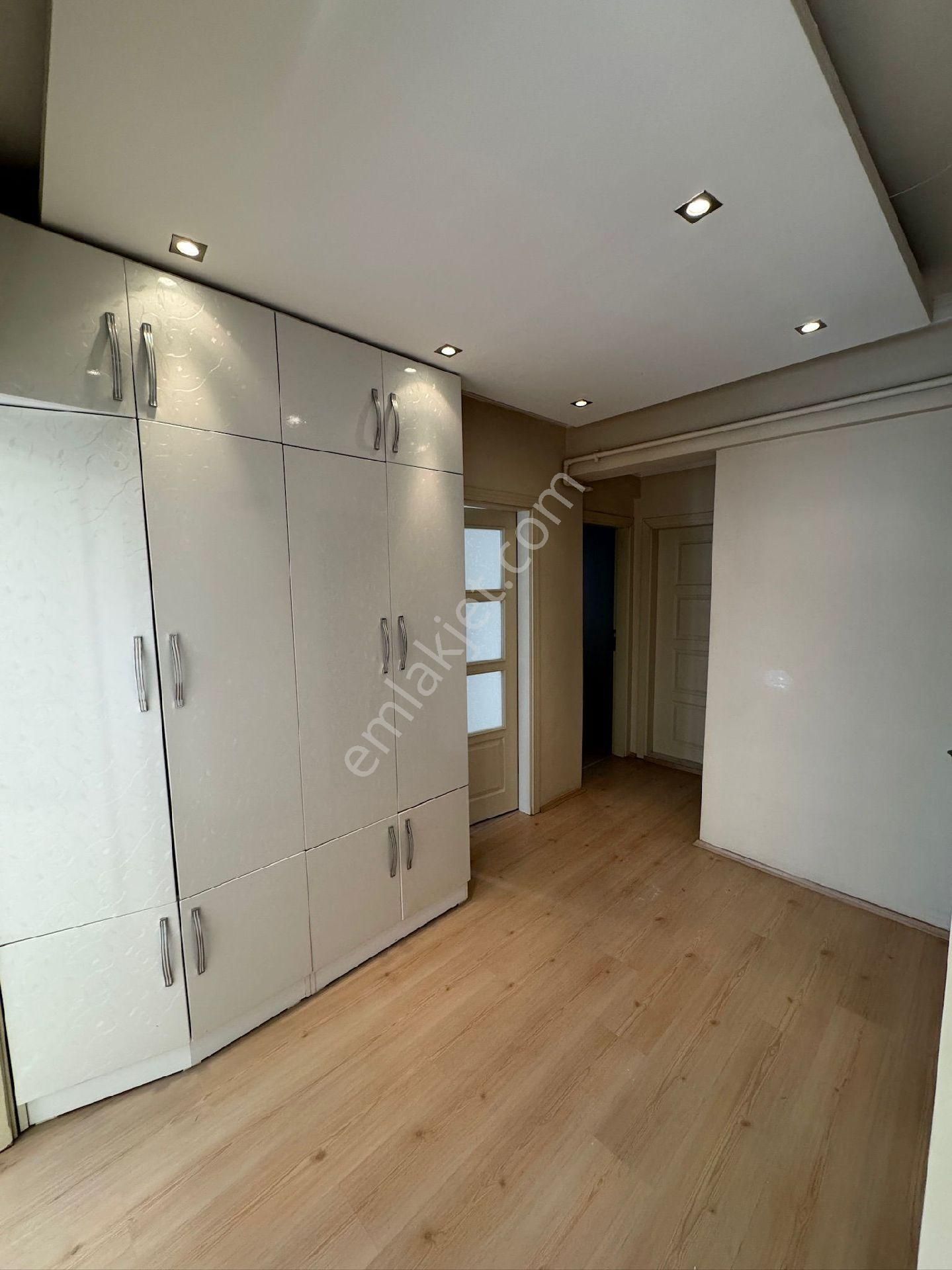 Rekoor Emlaktan Kolbakır Ecz.yakını 2+1 Satılık Daire - Görsel 4