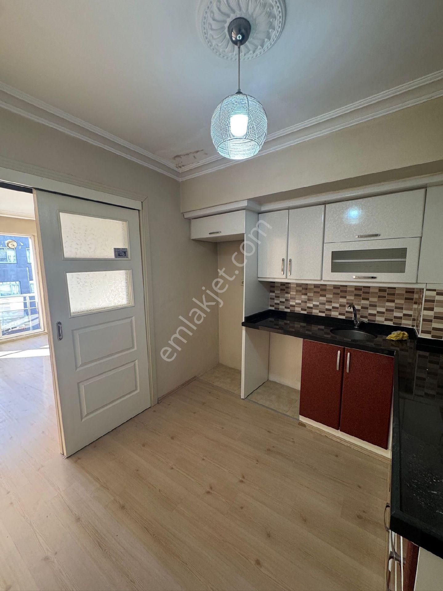 Rekoor Emlaktan Kolbakır Ecz.yakını 2+1 Satılık Daire - Görsel 2