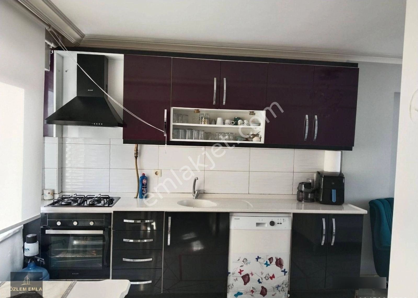 Özlem 'den Çınarlaı Mahallesinde 4+2 Satılık Dublex Daire