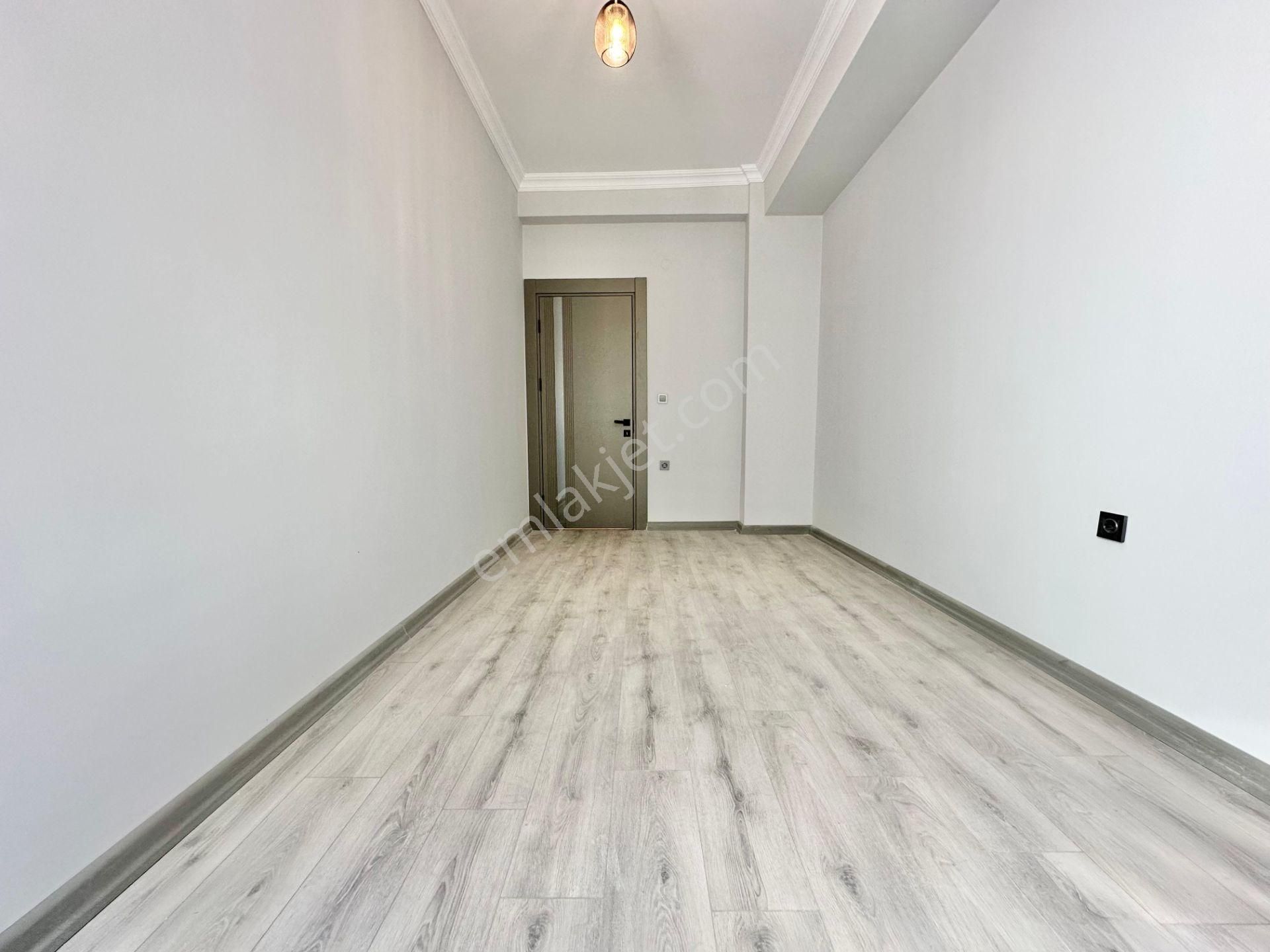 ꧁ay Emlaktan꧂altınkum'da Arakat Modern Tasarım Ebeveyn Banyolu Satılık 2+1 Ultra Lüks Daire - Görsel 24