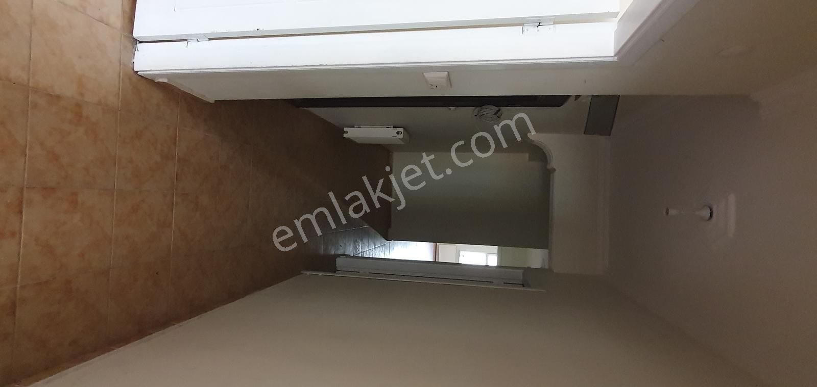 Bahçelievler Mah. Caddeye Yakın Satılık 3+1 Balkonlu, Ara Kat - Görsel 20