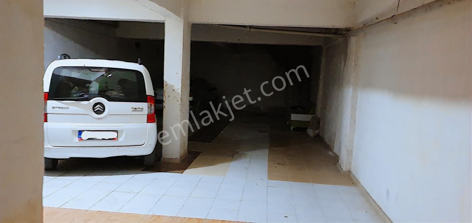 Bahçelievler Mah. Caddeye Yakın Satılık 3+1 Balkonlu, Ara Kat - Görsel 15