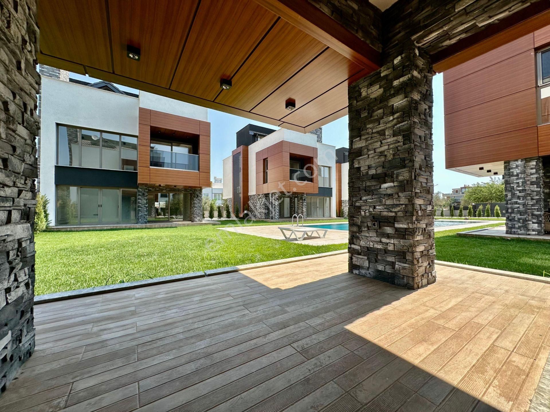 ✨akçay Ay Emlaktan✨güre'de Yolun Altında Yüzme Havuzlu Denize 500 M Satılık 4+1 Loft Müstakil Villa - Görsel 4