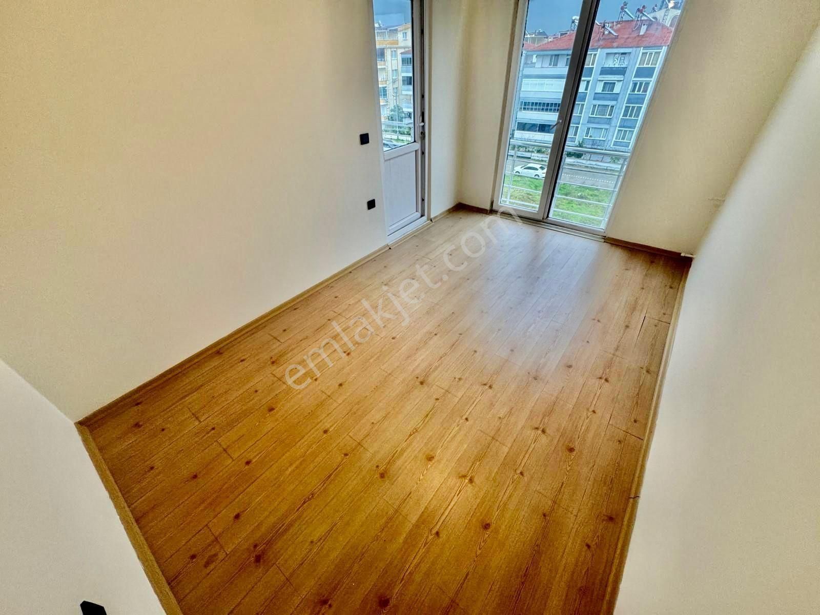 ▓zeytinli Gayrimenkul'den Geniş Ailelere Özel & Yatırımlık 3+1 Satılık Daire - Görsel 12