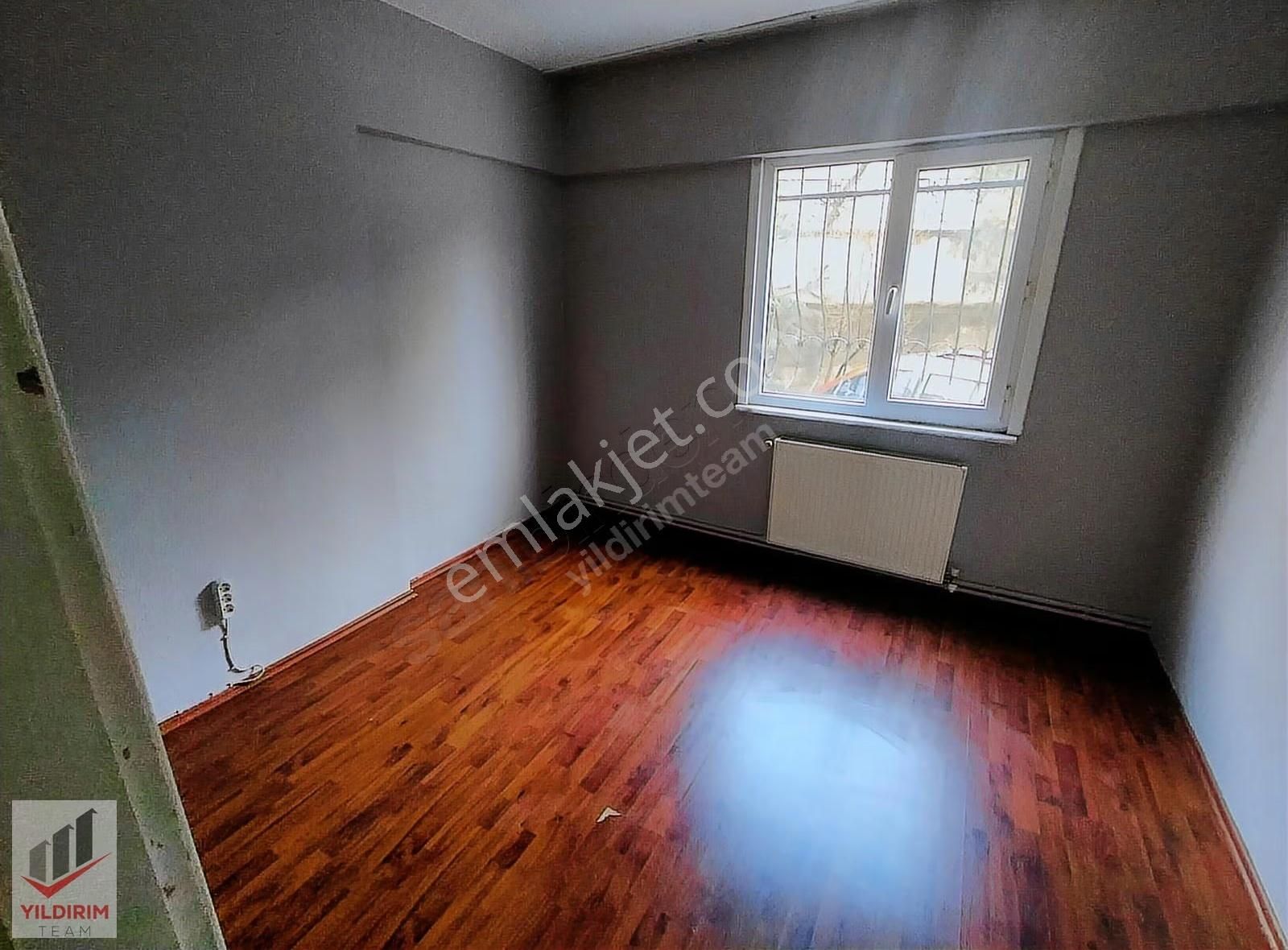 Pendik Serdar Kent Sitesi'nde Kiralık 3+1 Daire - Merkezi Konum - Görsel 2