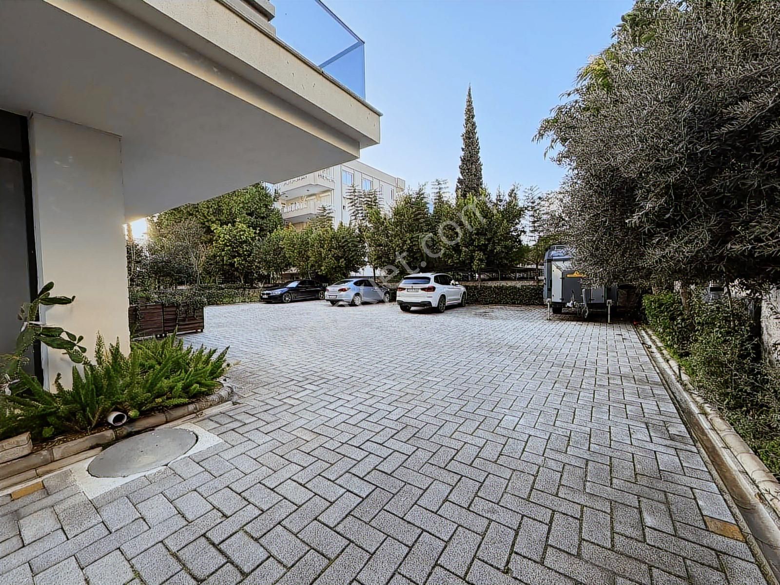 Vatandaşlığa Uygun Denize 50 Metre Lüks 3+1 Satılık Daire - Görsel 3