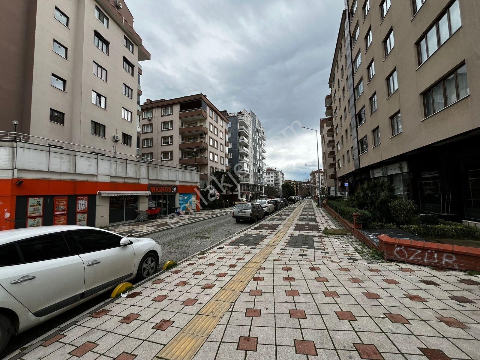 İsmetiye Caddesine Paralel Harika Konumda Kiralık Dükkan - Görsel 4