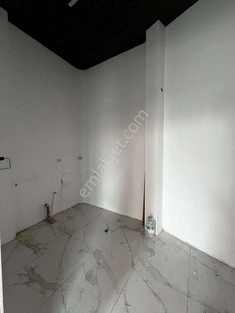 İsmetiye Caddesine Paralel Harika Konumda Kiralık Dükkan - Görsel 17