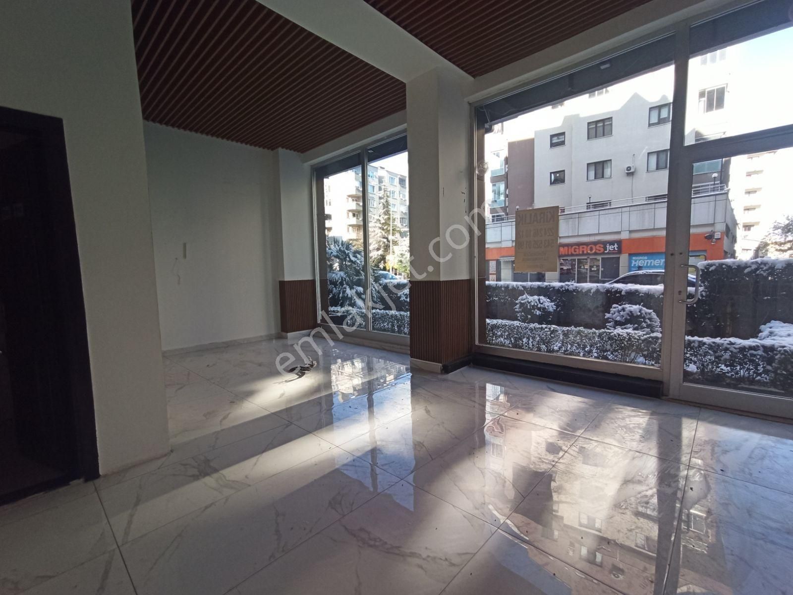 İsmetiye Caddesine Paralel Harika Konumda Kiralık Dükkan - Görsel 11