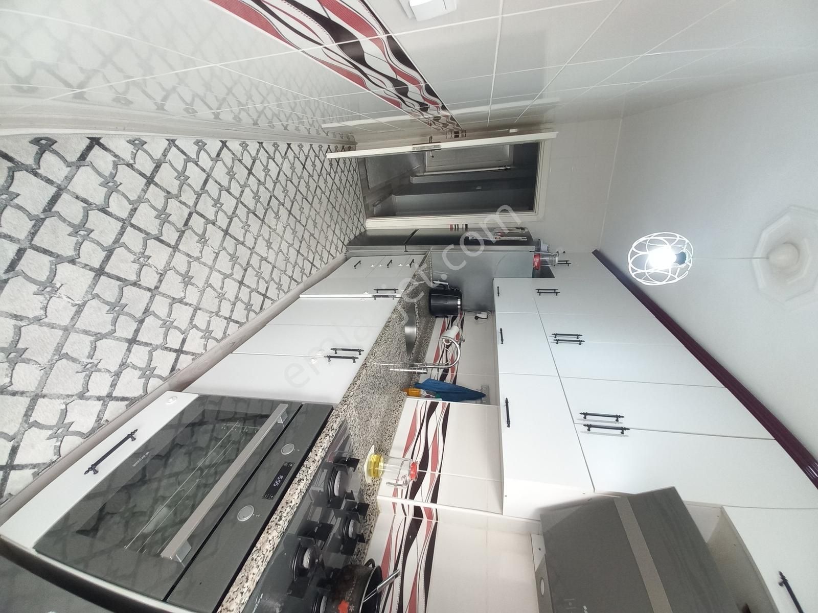 Şeref Emlak Gaziosmanpaşa Yıldız Tabya Satılık 3+1 Daire