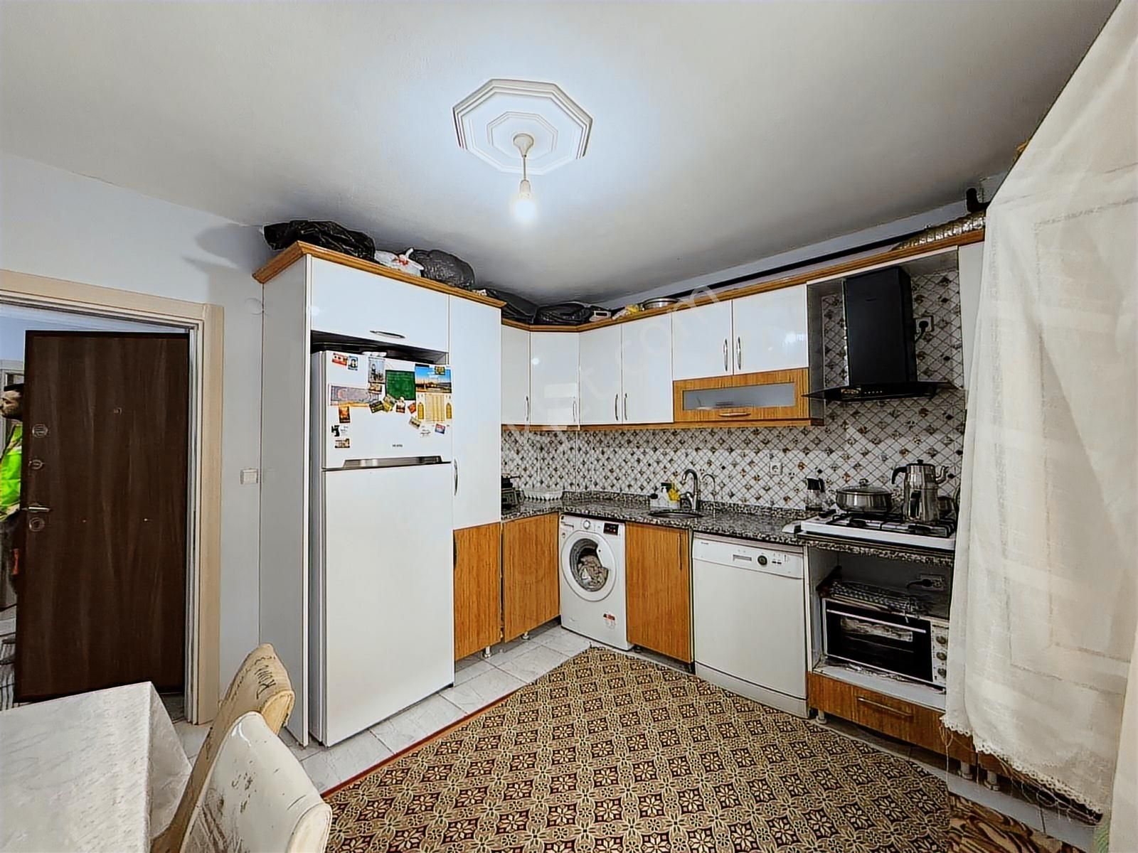 Kıraç İstiklal Mah'de 2+1 115 M² Arakat Balkonlu - Cuma Pazarı - Görsel 18