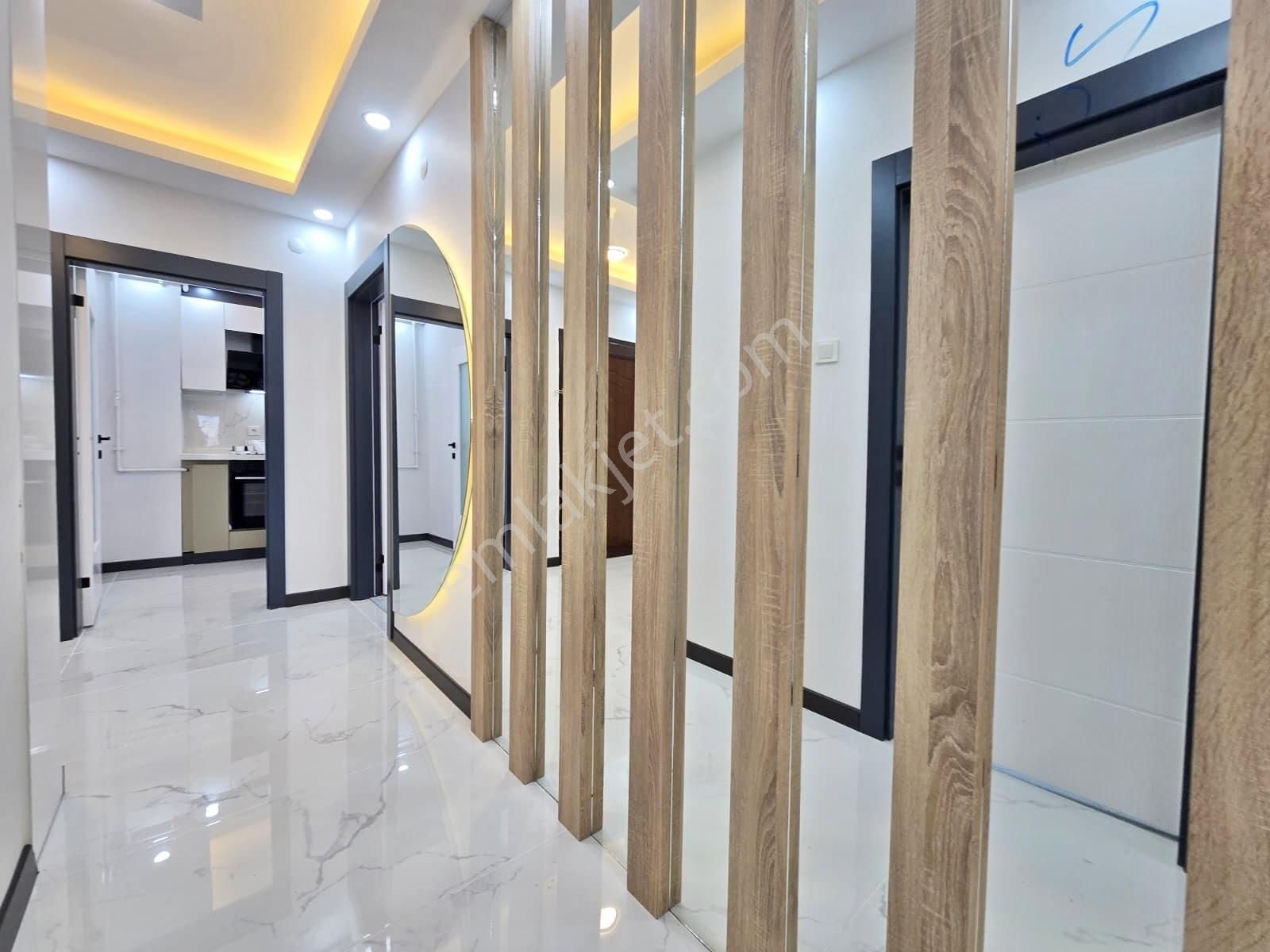 Elvankent'te Sitede 3+1 Asansörlü Ultra Lüks Yapılı Ara Kat Ev - Görsel 26