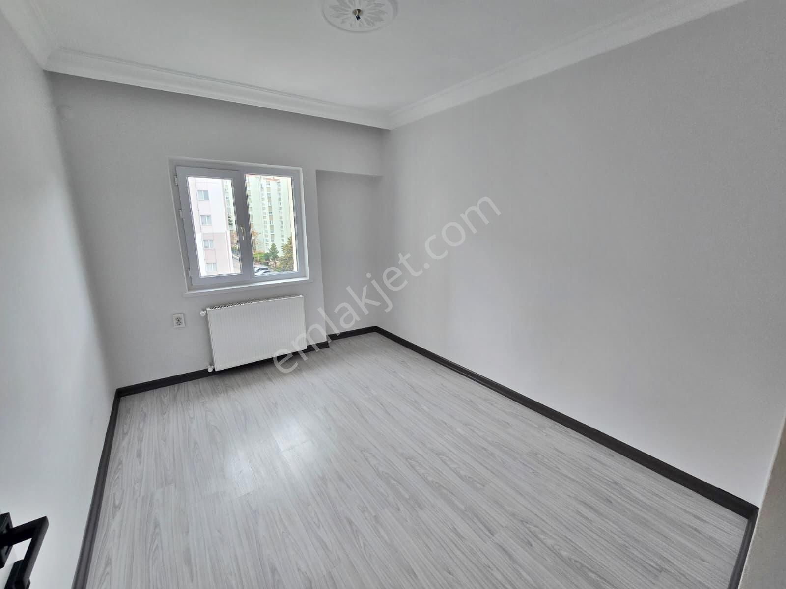 Elvankent'te Sitede 3+1 Asansörlü Ultra Lüks Yapılı Ara Kat Ev - Görsel 19