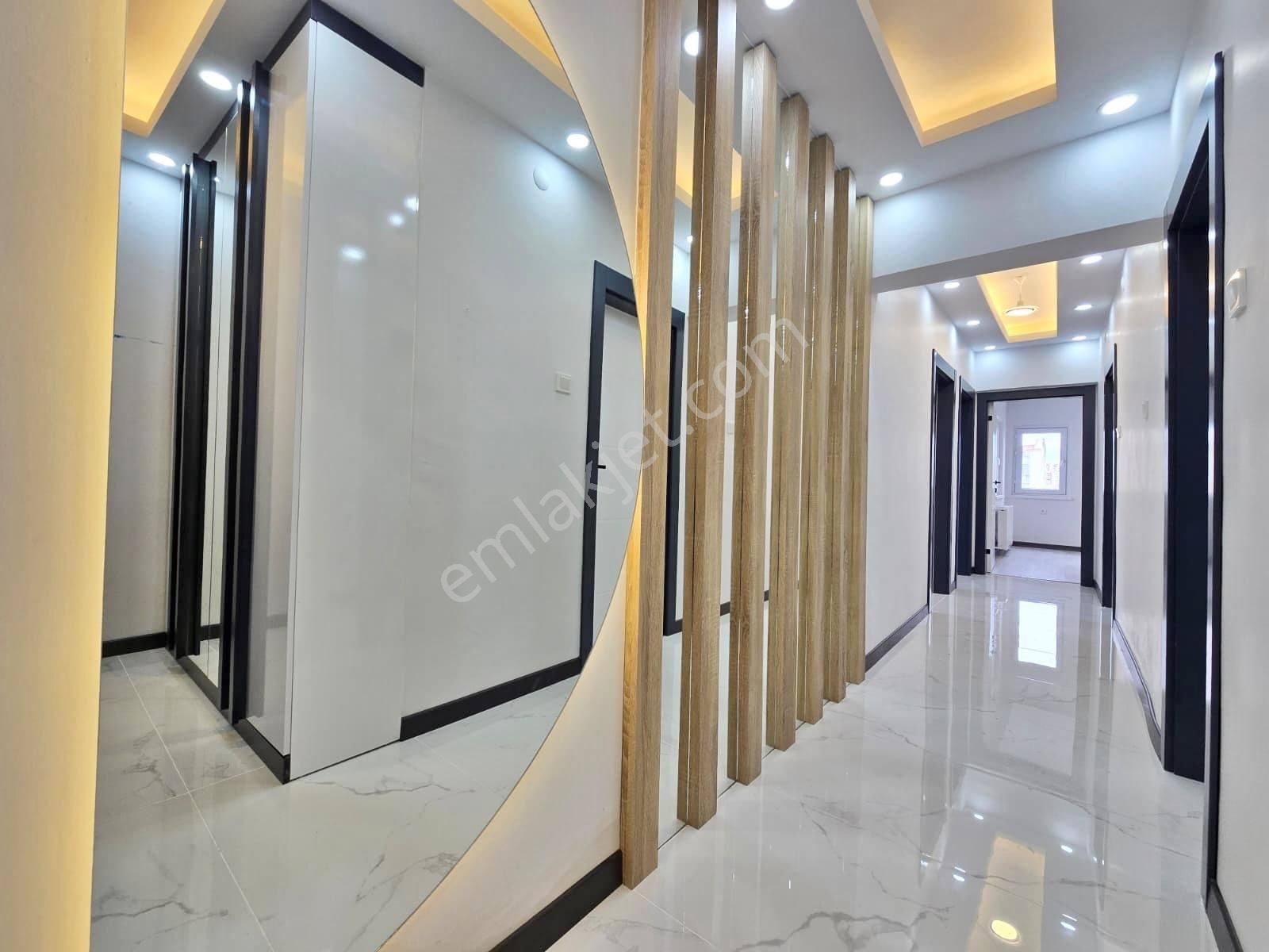 Elvankent'te Sitede 3+1 Asansörlü Ultra Lüks Yapılı Ara Kat Ev - Görsel 30