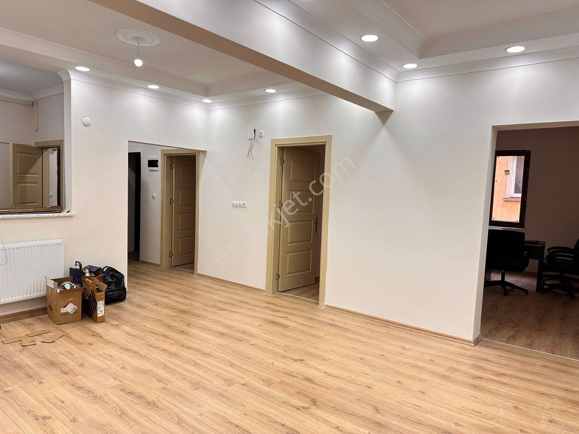 Trabzon Ortahisar Valilik Yanı Satılık 2 Adet Ofis(takaslı) - Görsel 25
