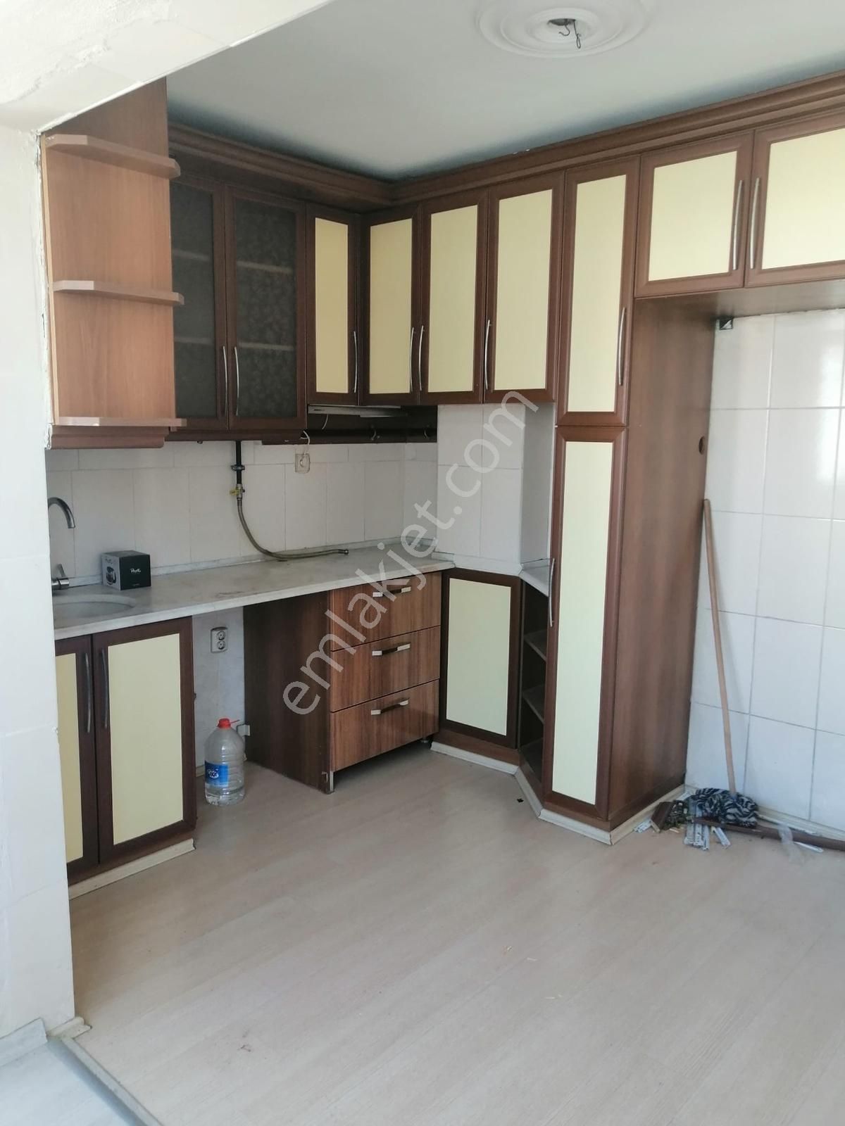 Şirinyer Merkezde Doğalgzlı Satılık 90m2 2+1 Daire