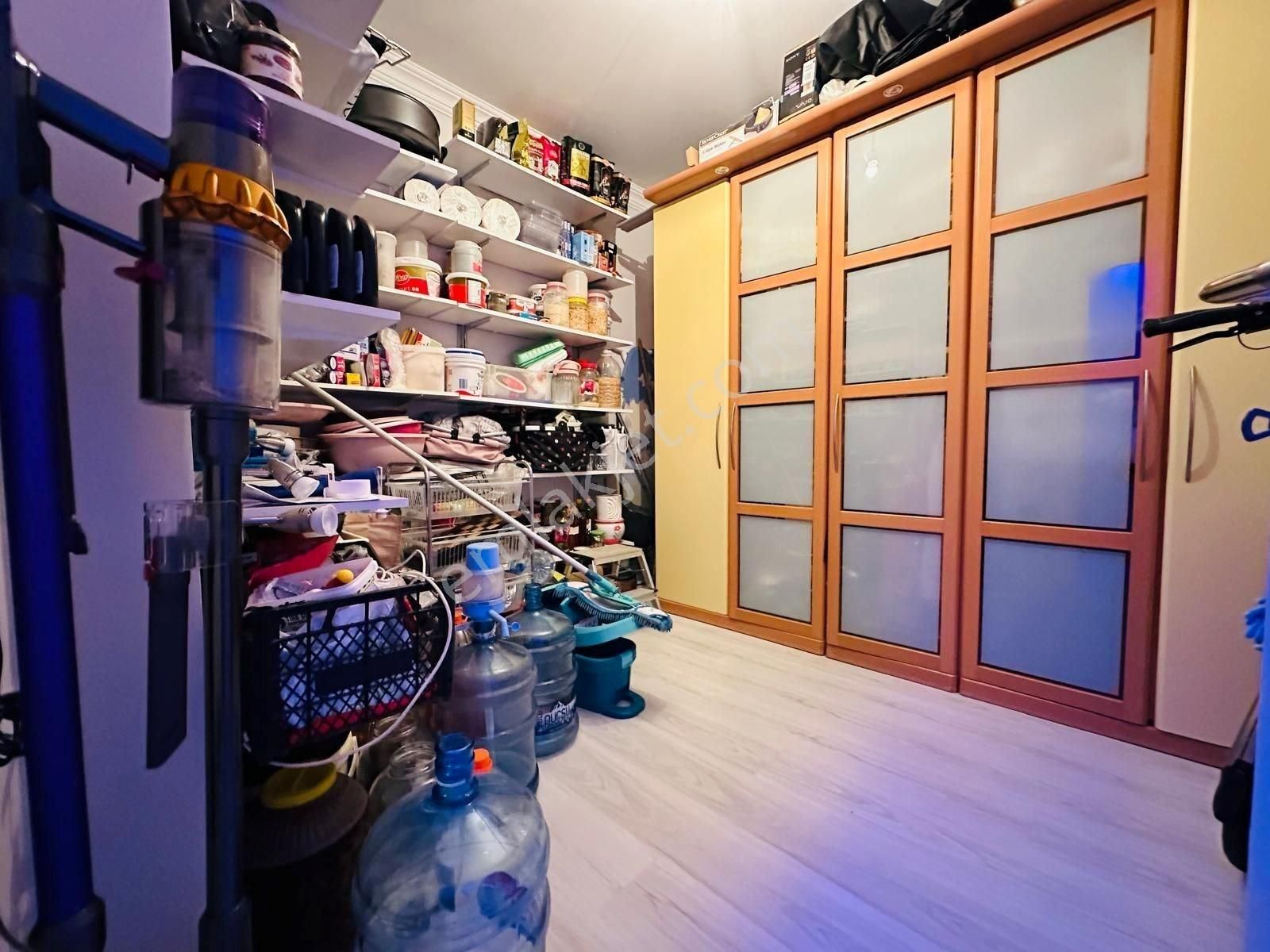 Kuşadası Ege'de Deniz Manzaralı, Havuzlu Sitede 200 M² 4+1 Satılık Lüks Daire - Görsel 17