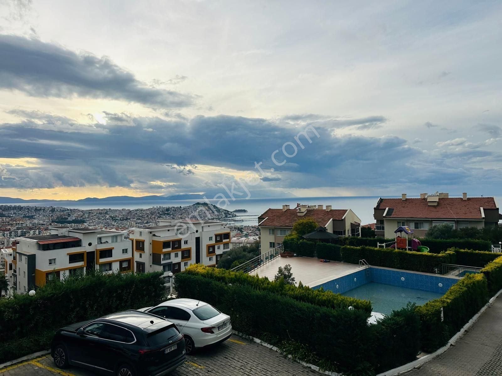 Kuşadası Ege'de Deniz Manzaralı, Havuzlu Sitede 200 M² 4+1 Satılık Lüks Daire - Görsel 7