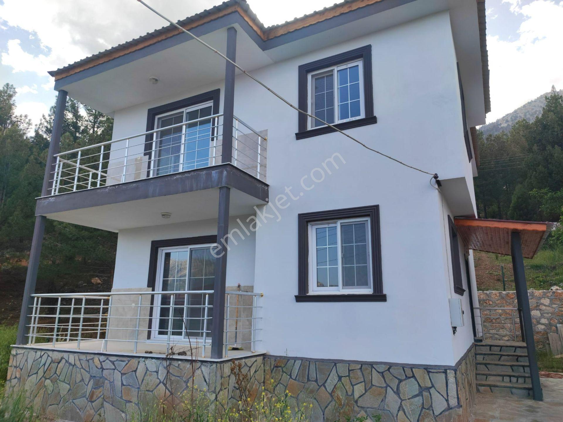 Kar Emlaktan Yenikonacık Körmenlik Mevkiinde Bitişik 4+1 Satılık Dubleks Villa