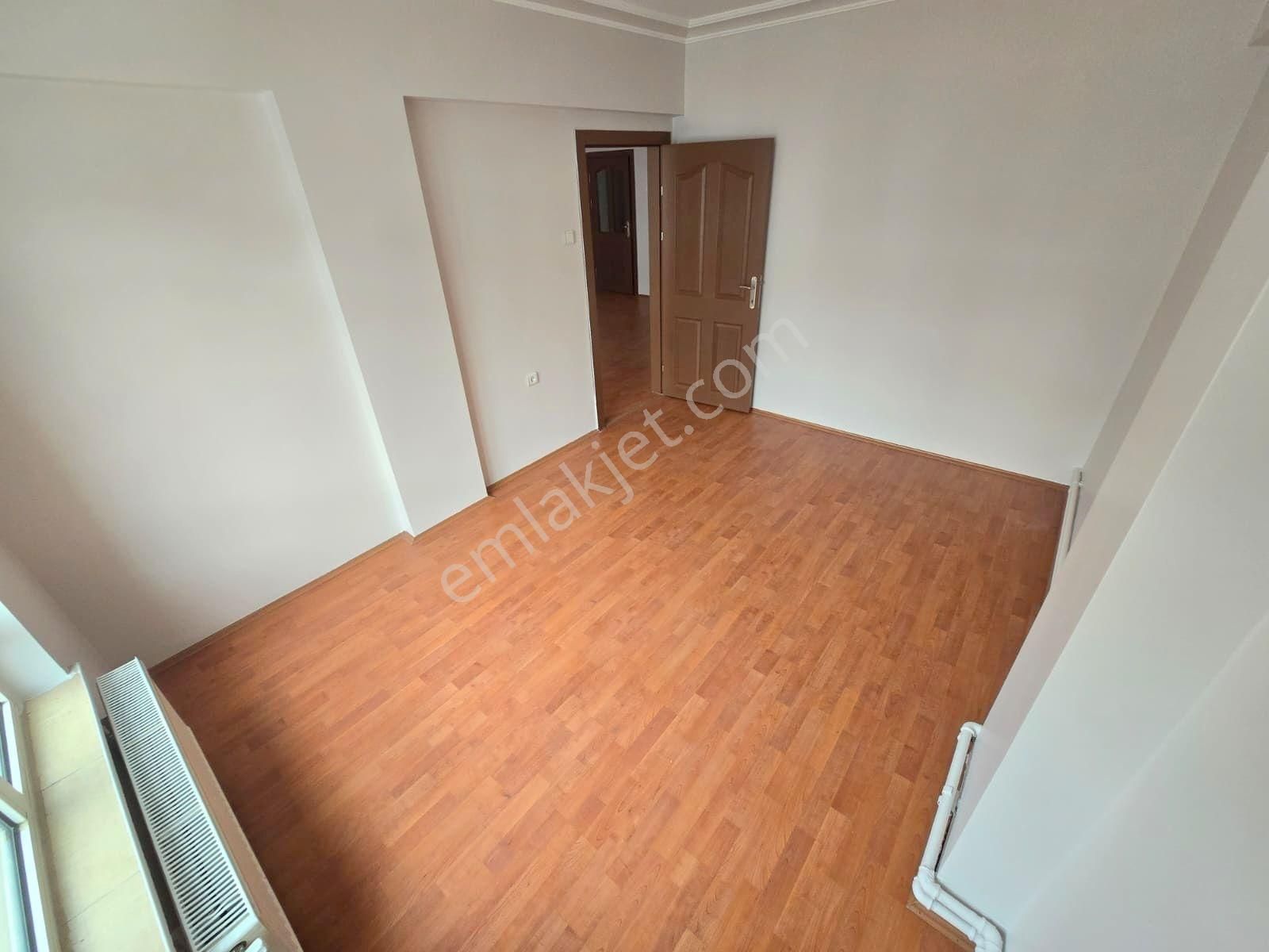 Şafak'tan Bağcı Cad Üzeri Süper Konumda 3+1 Ön Cephe 1.kat Acil! - Görsel 2