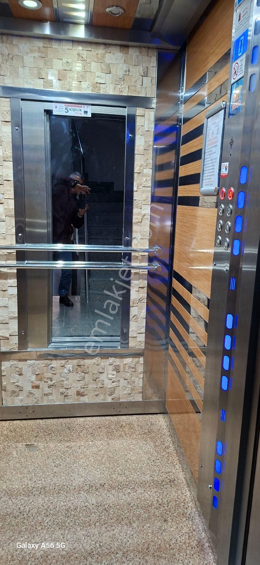 Kuşadası Davutlar Mah.satılık Masrafsız 3+1 Daire - Görsel 7