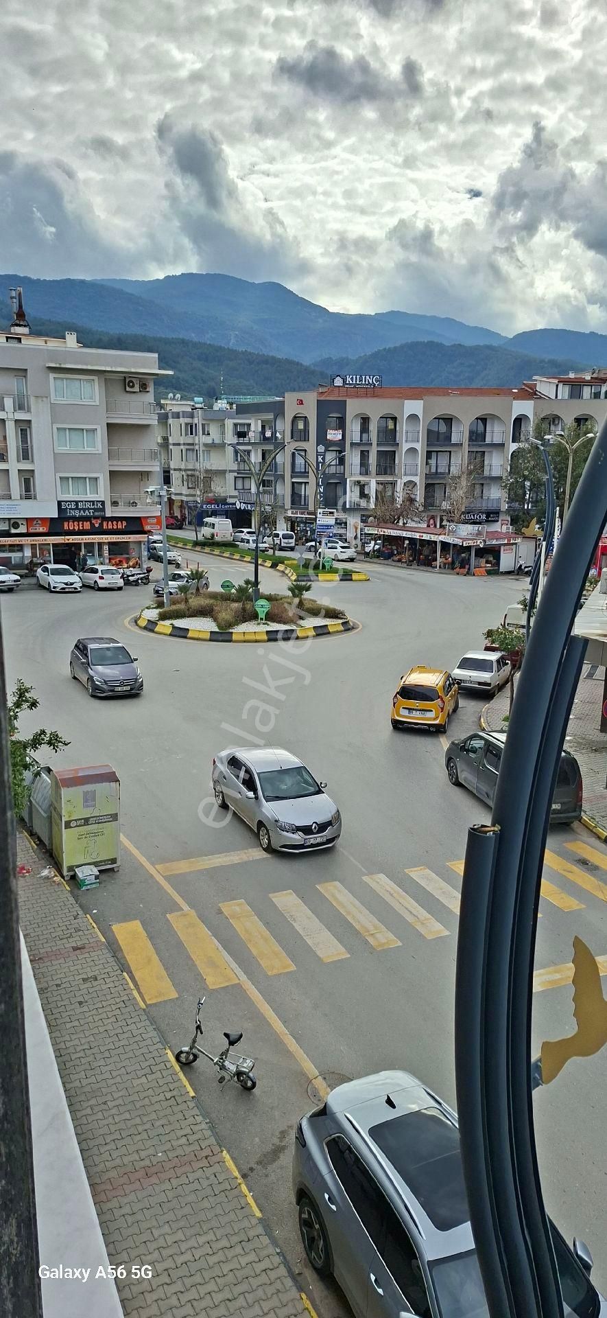 Kuşadası Davutlar Mah.satılık Masrafsız 3+1 Daire - Görsel 33