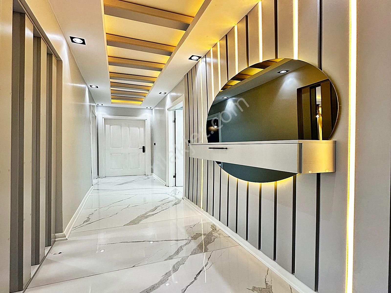 Havuzlu Güvenlikli Site İçinde 150m2 3+1 Acil Satılık Daire !!! - Görsel 23