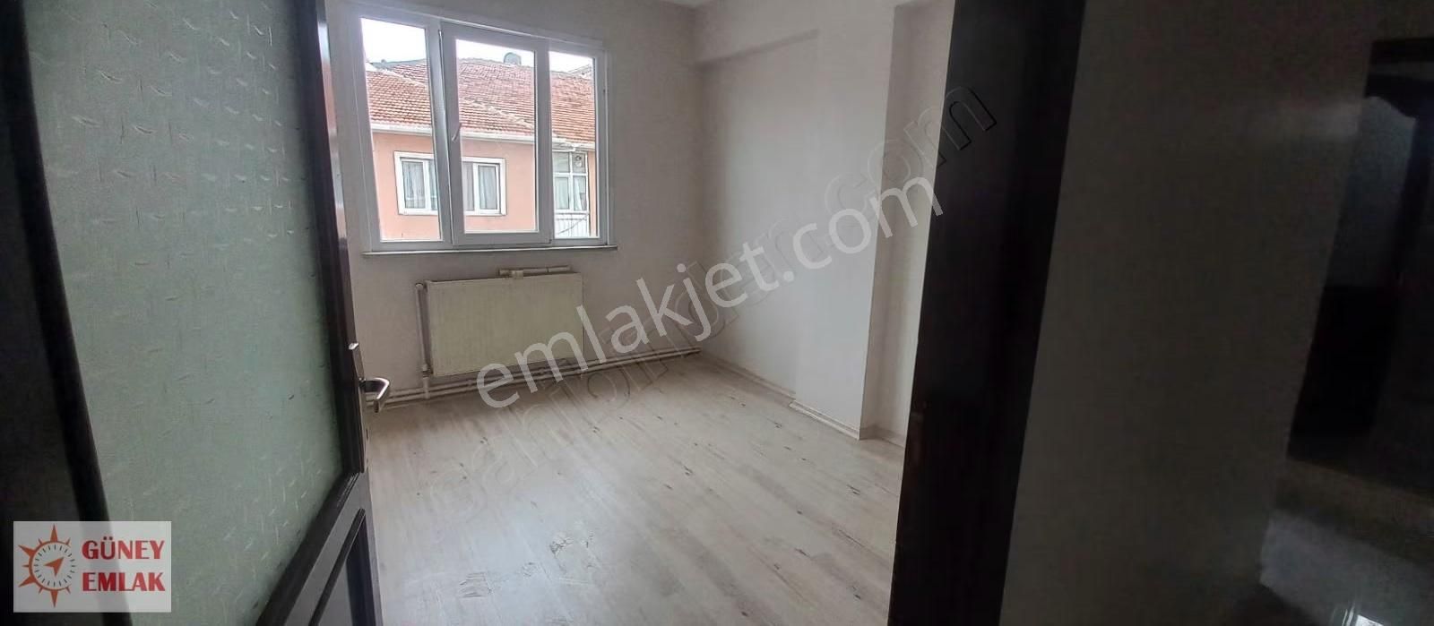 Altınşehir Mahallesinde Kiralık Bakımlı Ve Geniş Daire - Görsel 21