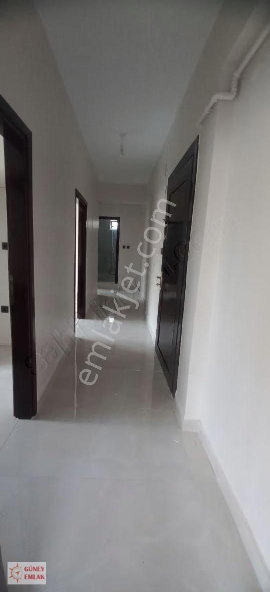 Altınşehir Mahallesinde Kiralık Bakımlı Ve Geniş Daire - Görsel 8