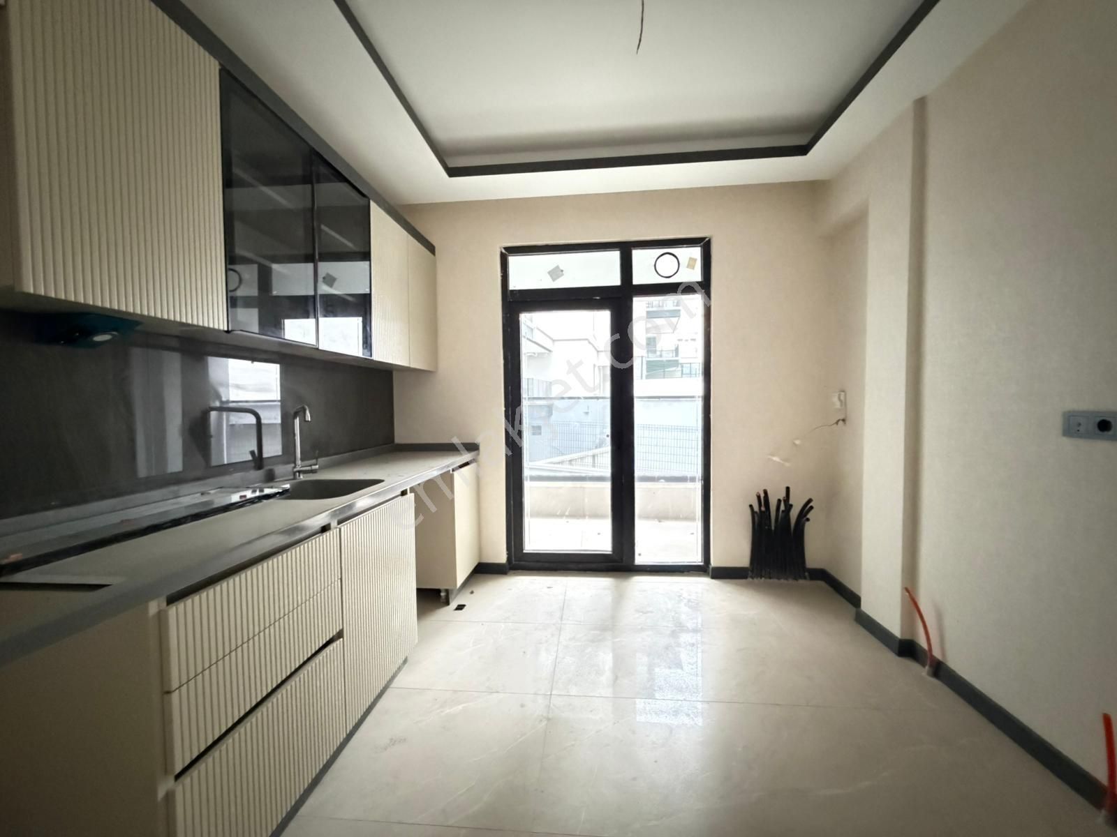 Keçiören De 3+1 Sıfır Öncepheli Ebebevynlı Kat Konumlu Daire - Görsel 34