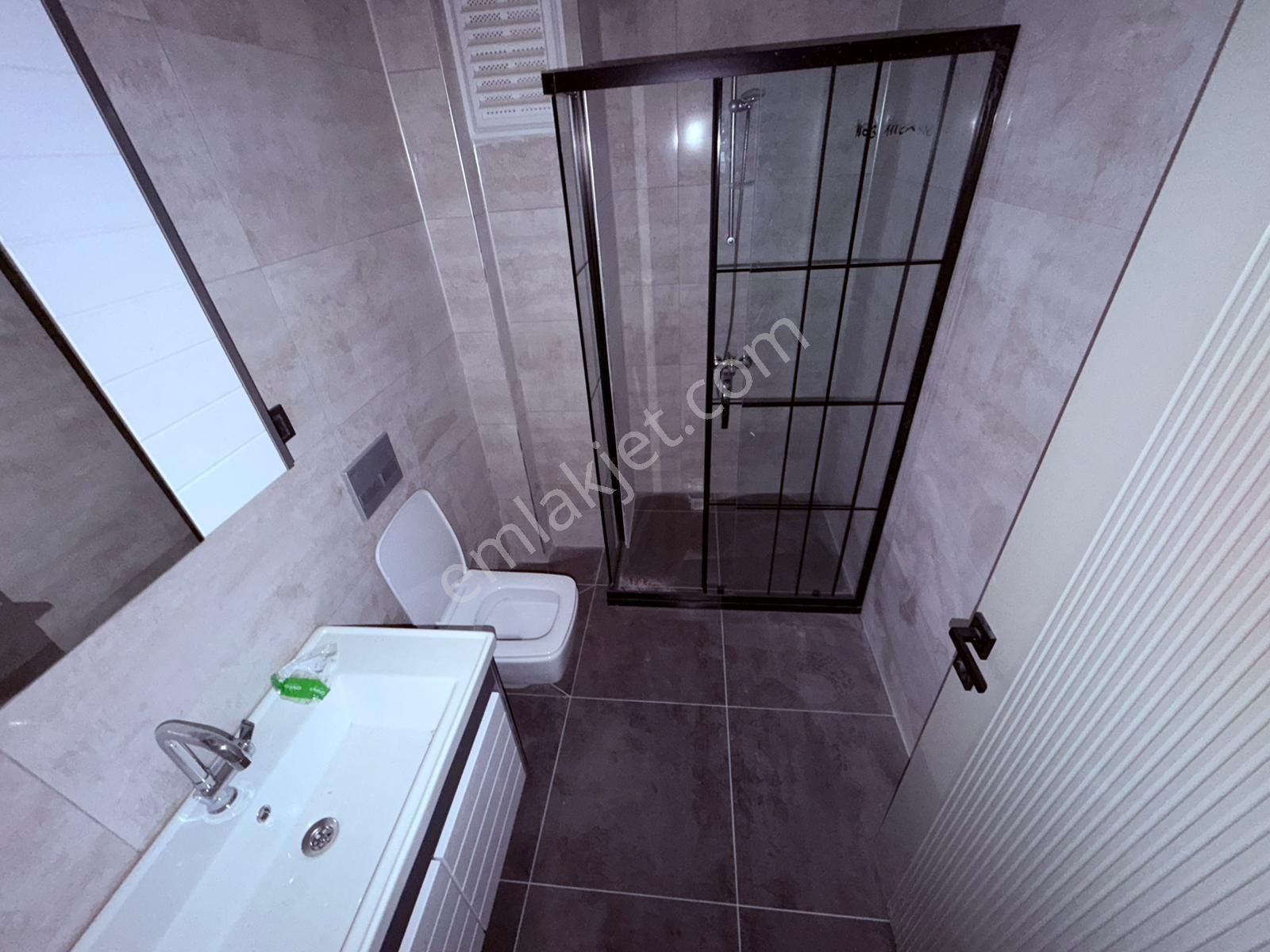 Keçiören De 3+1 Sıfır Öncepheli Ebebevynlı Kat Konumlu Daire - Görsel 15