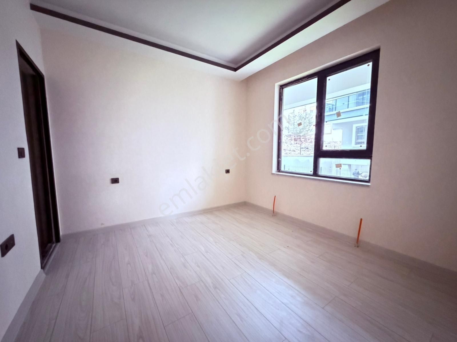 Keçiören De 3+1 Sıfır Öncepheli Ebebevynlı Kat Konumlu Daire - Görsel 31