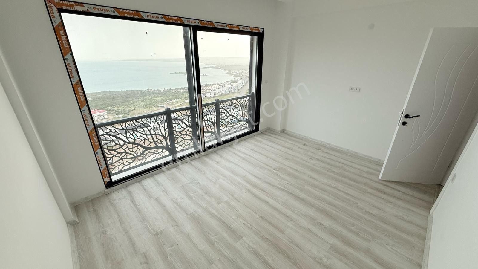 Didim Akbükte Eşsiz Deniz Manzaralı Alt Katta Yatak Odalı 3+1 Villa - Görsel 7