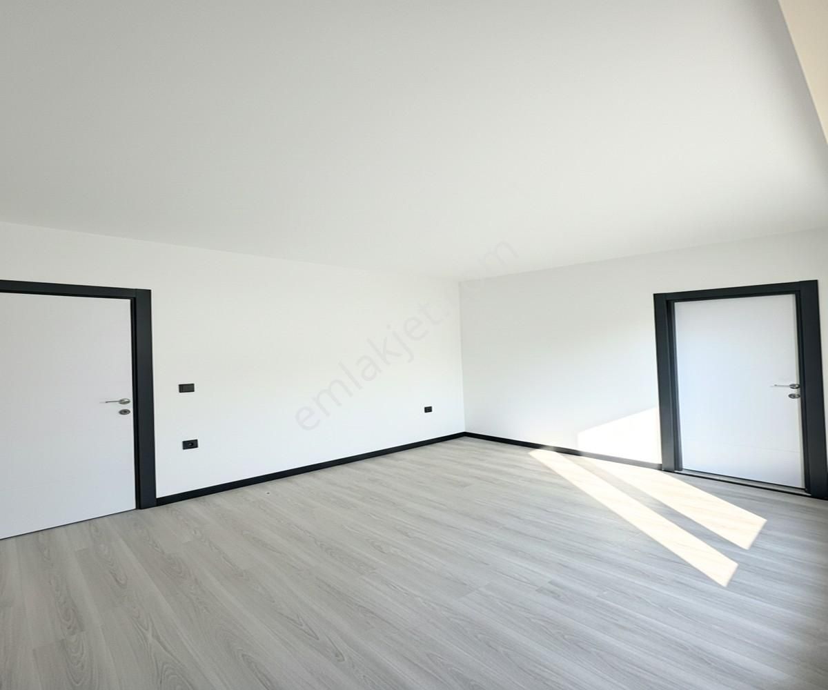 [güzel City] Merkezi Lokasyonda K.otoparklı+balkonlu Geniş Daire - Görsel 18