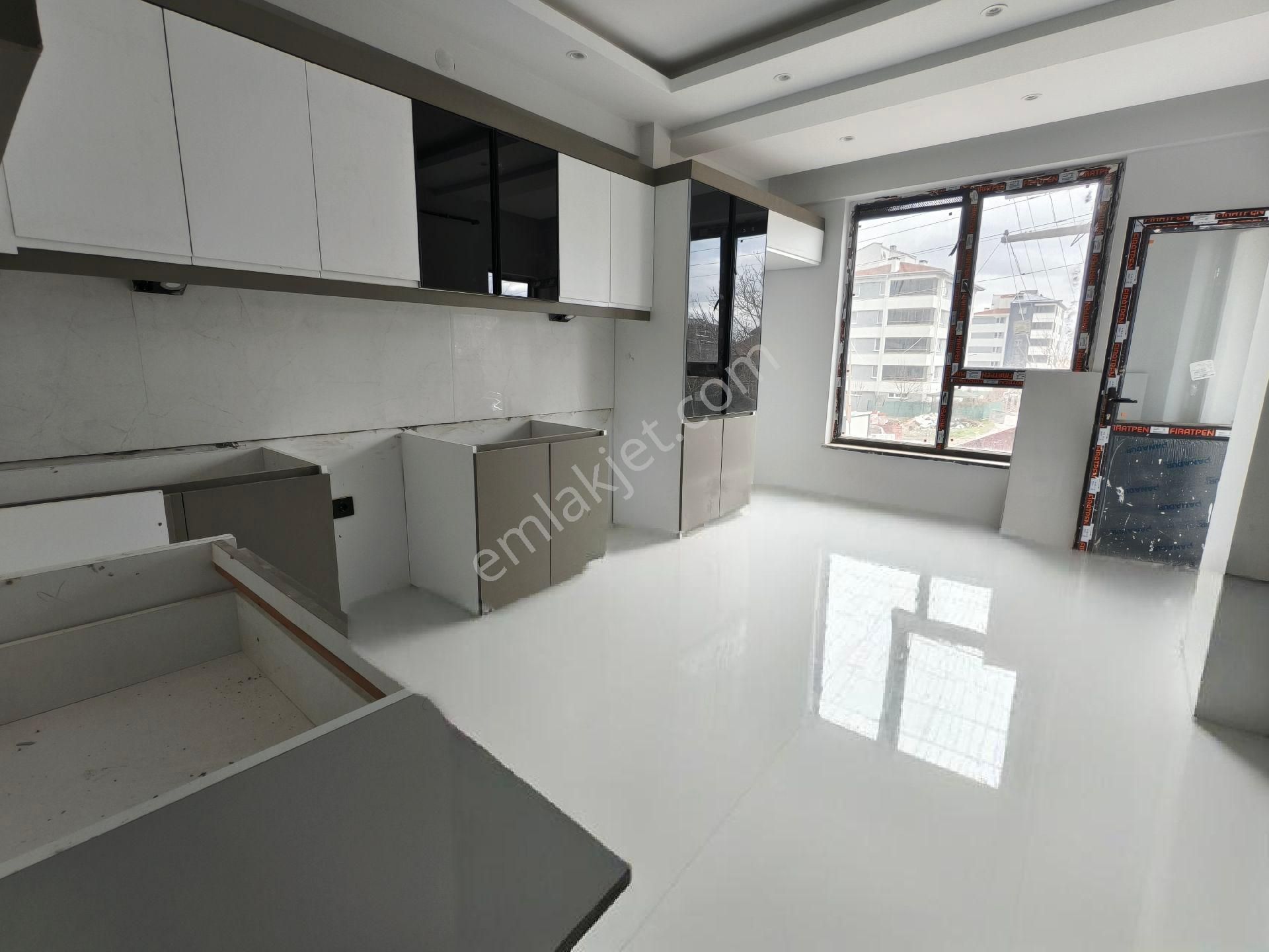 Pera'dan 71 Evler'de Site İçi,sıfır, Yerden Isıtmalı Satılık 3+1