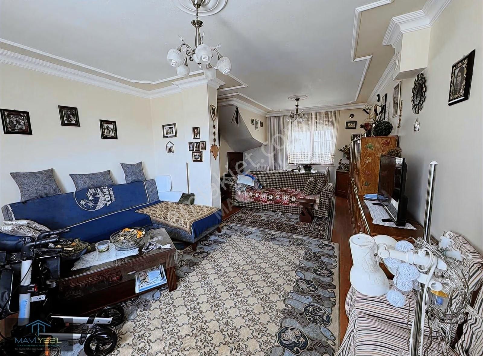 Edremit Güre Ssk Caddesnde Denize 300m Masafede Satılk 3+1 Villa - Görsel 14