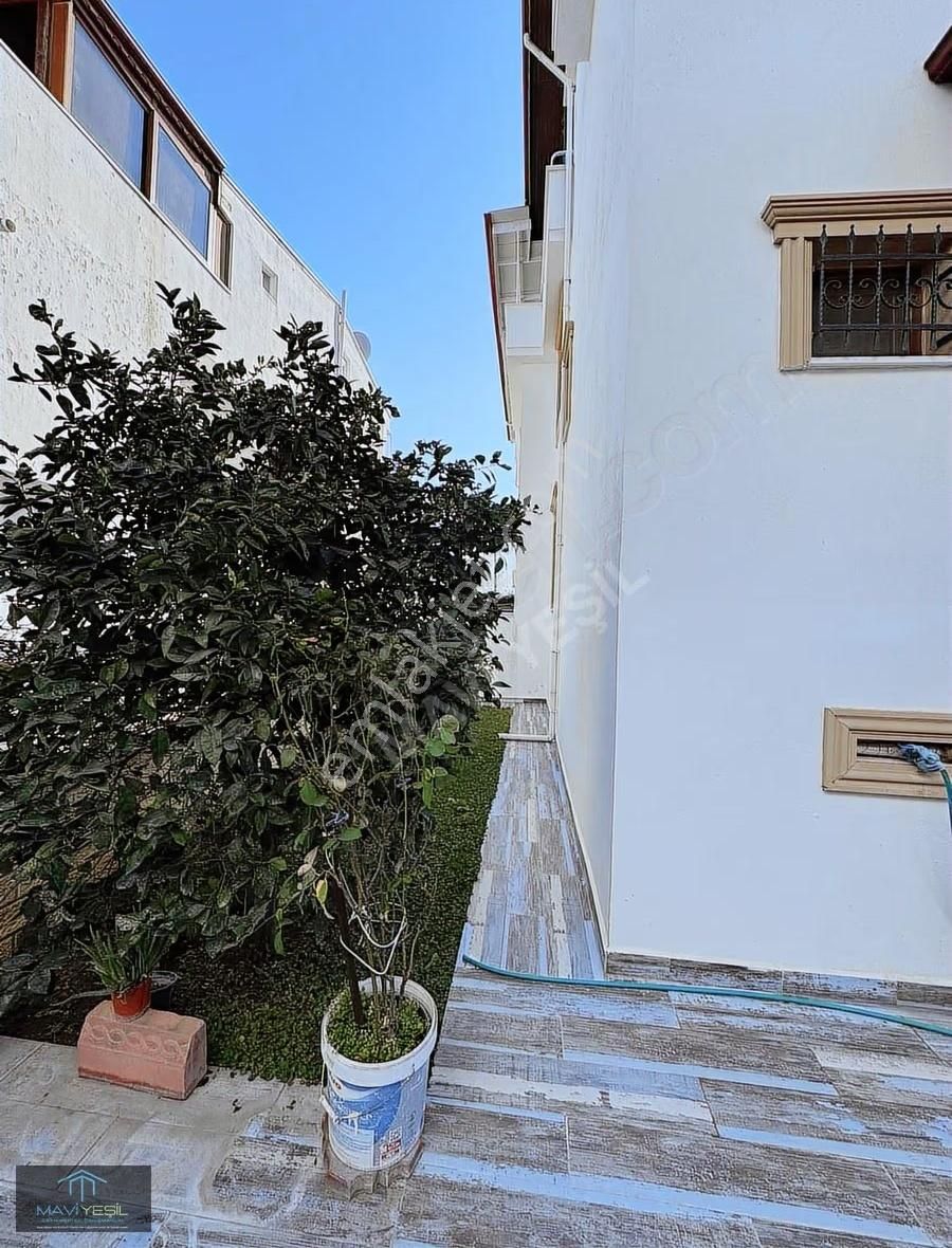 Edremit Güre Ssk Caddesnde Denize 300m Masafede Satılk 3+1 Villa - Görsel 15