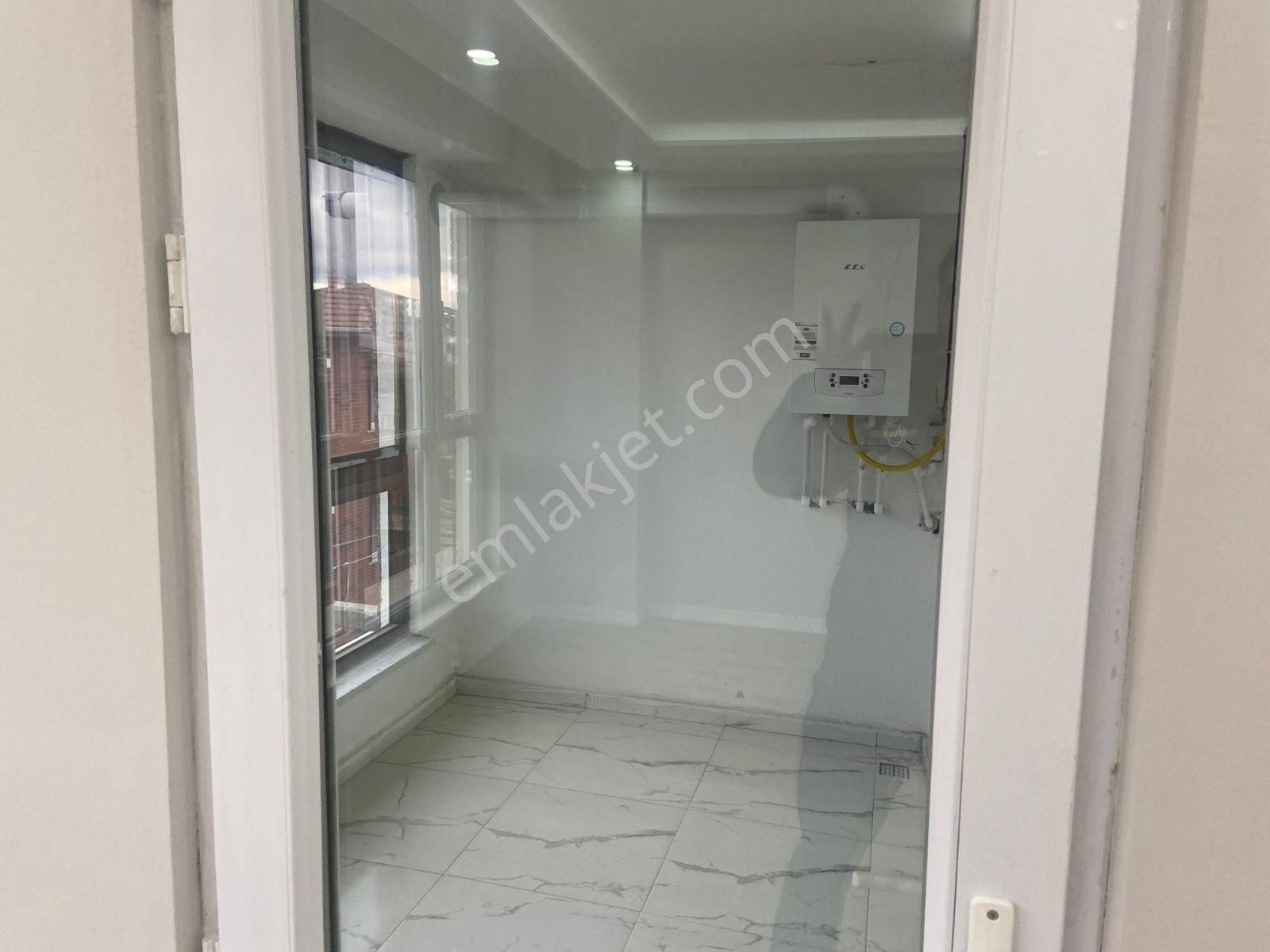 Eski Devlet Hastanesi Yakını Sıfır, Çok Geniş, 3+1 Daireler - Görsel 23