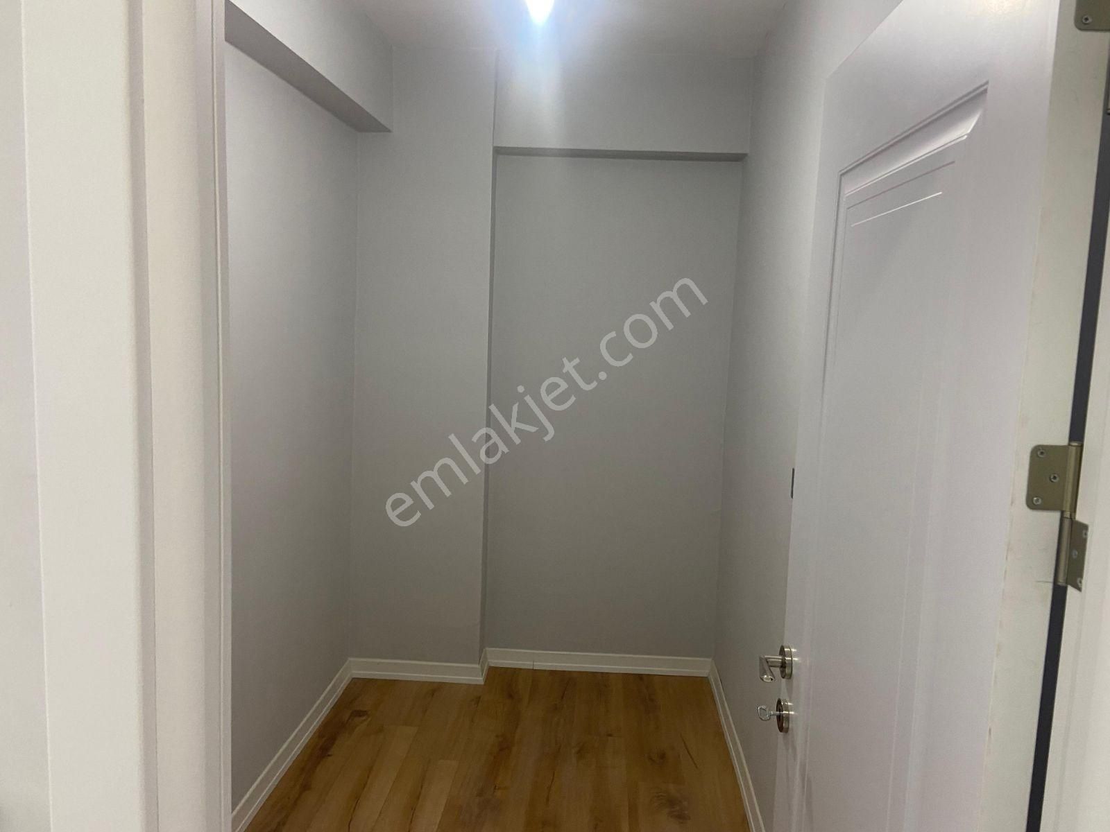 Eski Devlet Hastanesi Yakını Sıfır, Çok Geniş, 3+1 Daireler - Görsel 25