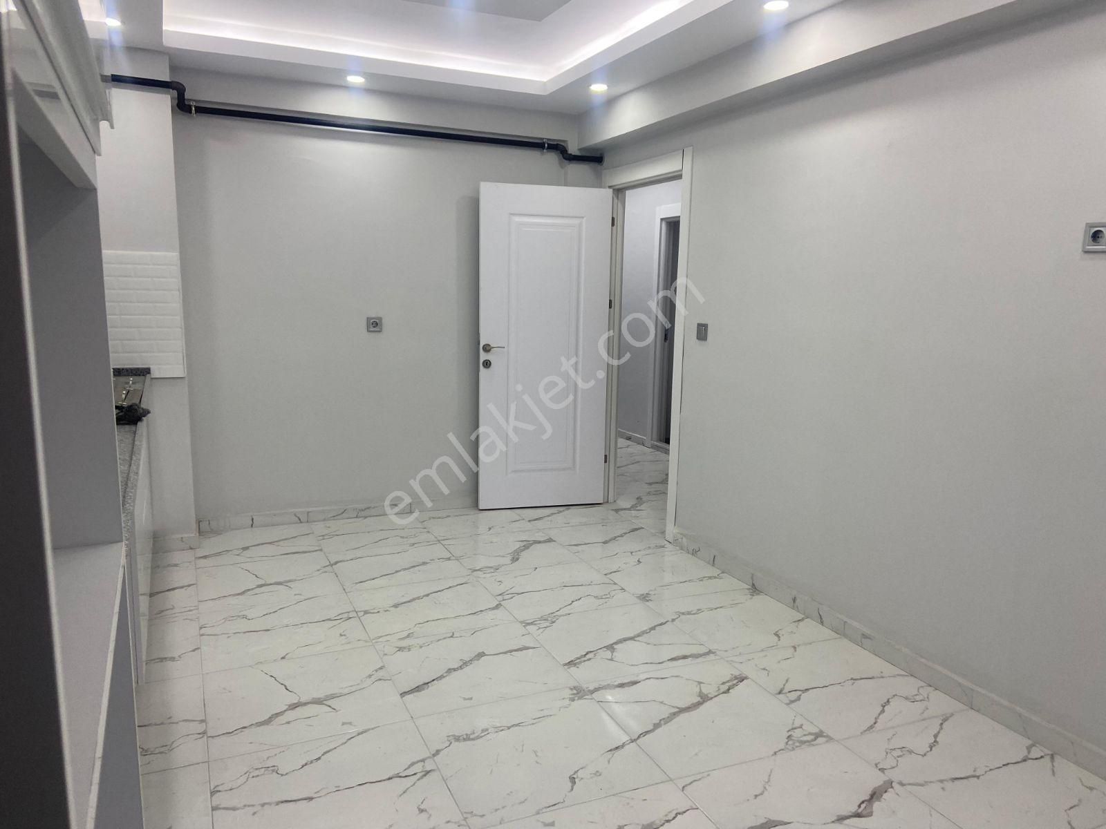 Eski Devlet Hastanesi Yakını Sıfır, Çok Geniş, 3+1 Daireler - Görsel 22