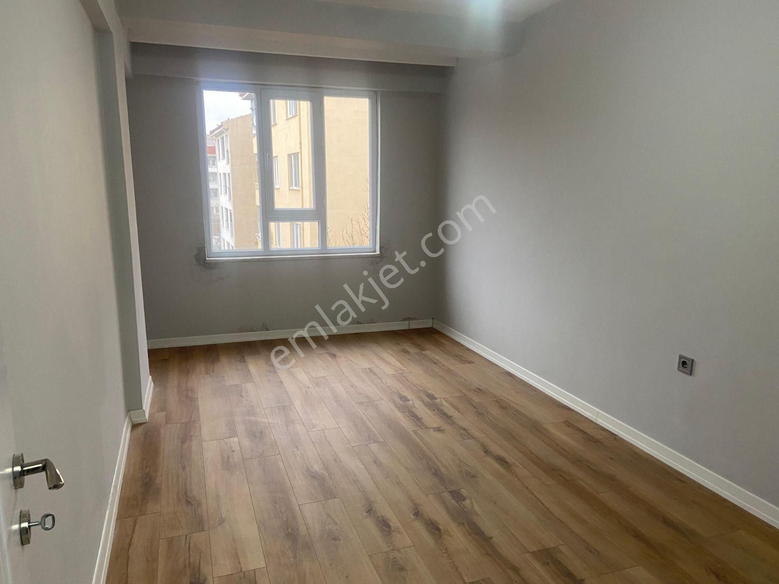 Eski Devlet Hastanesi Yakını Sıfır, Çok Geniş, 3+1 Daireler - Görsel 31