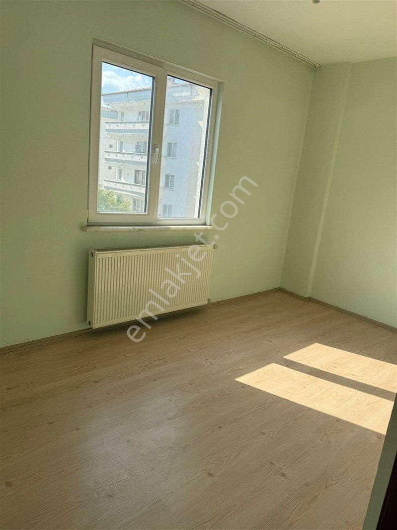 Bursa Güzelyalı Eğitim Mah. Acil Satılık Sahile Yakın 3.kat 3+1 Daire 3.700.000 Tl - Görsel 21