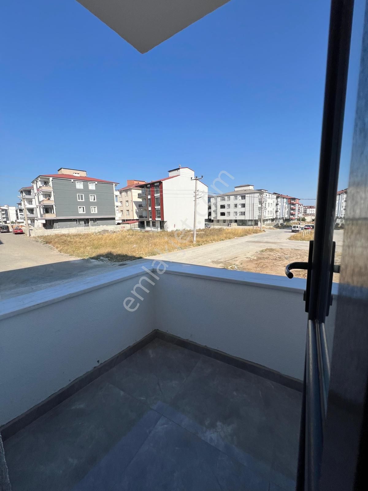 Okullara Yakın Çift Balkonlu 3+1 120m2 Fırsat Lüks Daire - Görsel 12