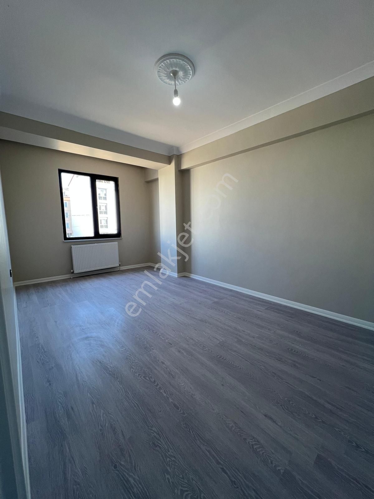 Okullara Yakın Çift Balkonlu 3+1 120m2 Fırsat Lüks Daire - Görsel 4