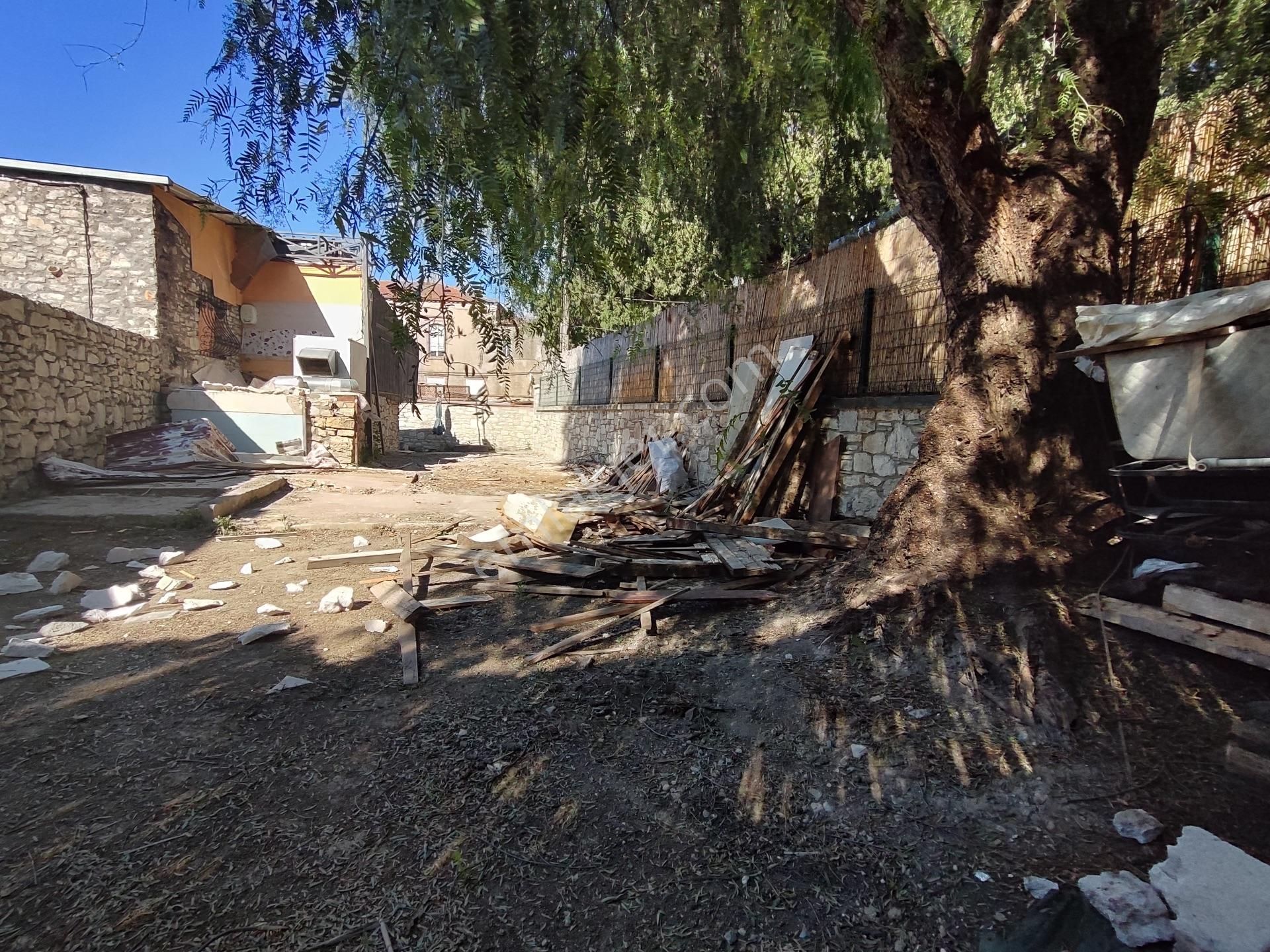 Urla Sanat Sokağında Satılık Arsa Fırsatını Kaçırmayın - Görsel 3