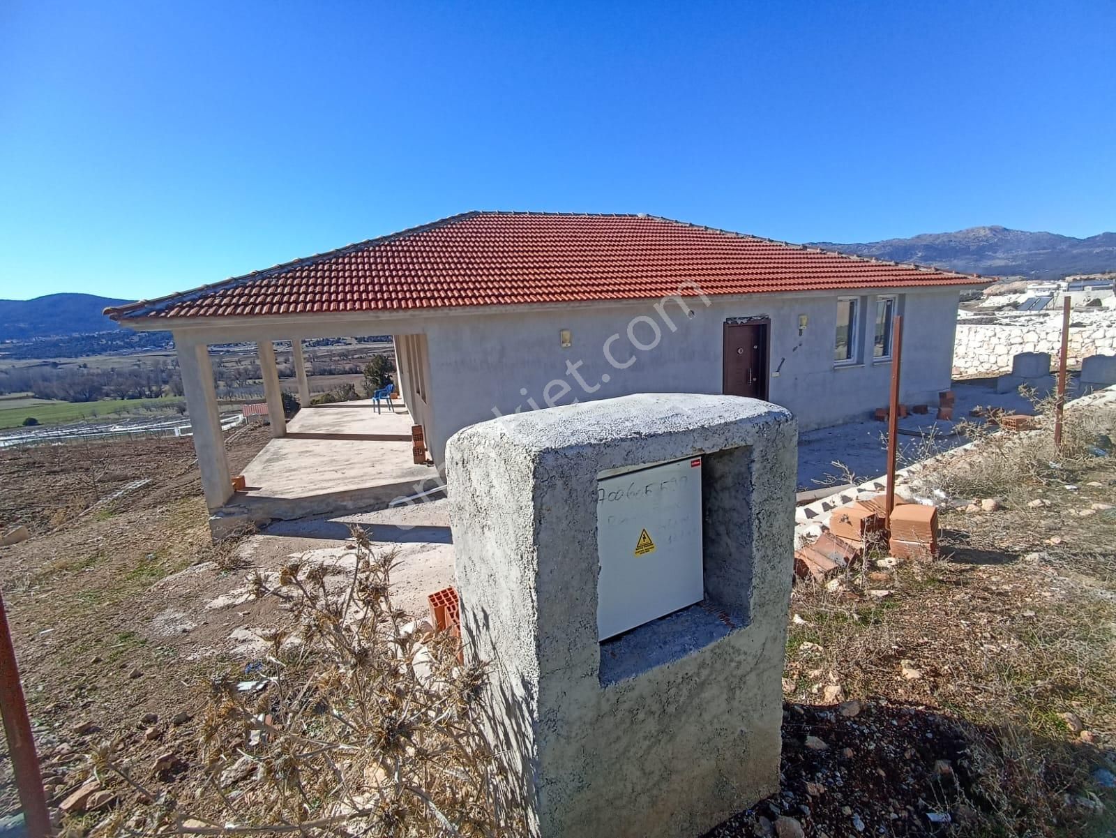 Seydikemer Boğalarda 620 M2 İçinde Satılık Müstakil Ev