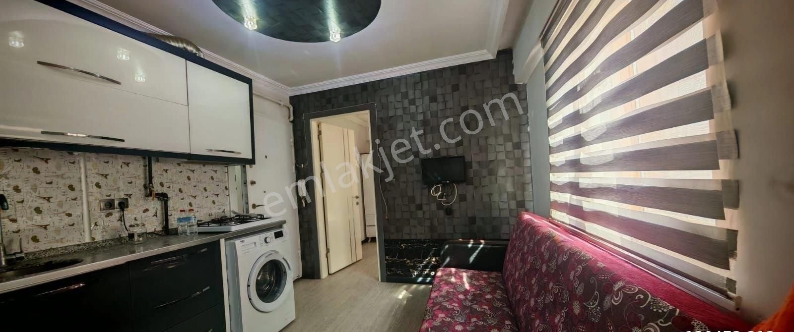 Kıbrıs Şehitleri Caddesi Üzerinde Kiralık Eşyalı Apart - Görsel 2